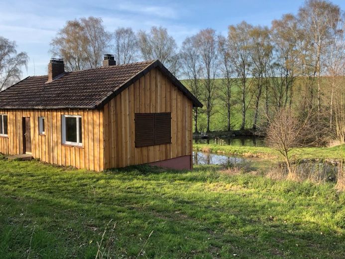 Rzadka okazja: działka z domem, 4 stawami i prawami wodnymi w odosobnionej lokalizacji – Foto 2