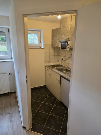 Möblierte 1-Zimmer-Wohnung mit Einbauküche in Rastatt-Niederbühl – Foto 3