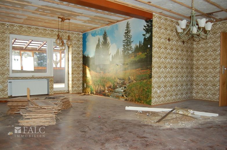 +++Immobile da ristrutturare con molto potenziale, senza commissioni!!!+++ – Wohnzimmer rechts_EG