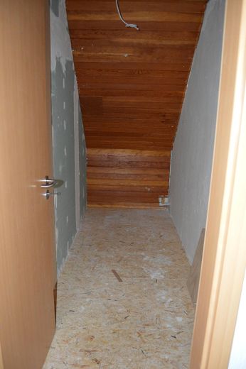 Mehrfamilienhaus provisionsfrei – 1 Einheit vermietet, 1 Einheit frei für Sie – WG 2: Abstellraum Schlafzimmer