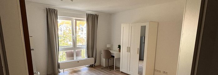 Move in instead of furnishing – spacious, furnished 1-room apartment