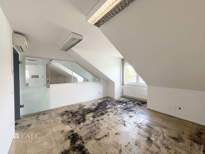 Ihr neuer Unternehmensstandort: 410 m² mit maximaler Flexibilität! – Dachgeschoss