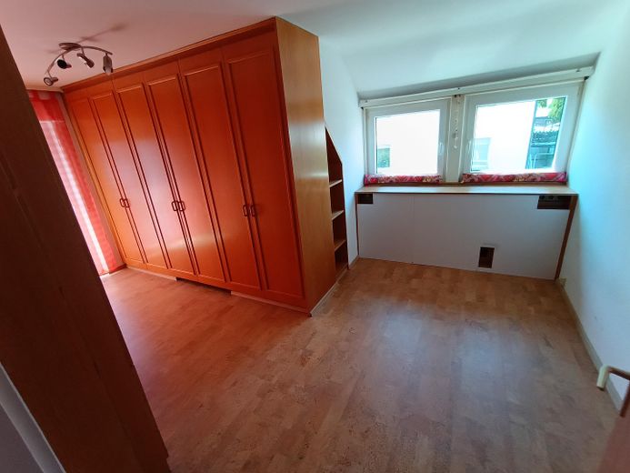 Saniertes Einfamilienhaus in Weinsberg – OG Zimmer 2