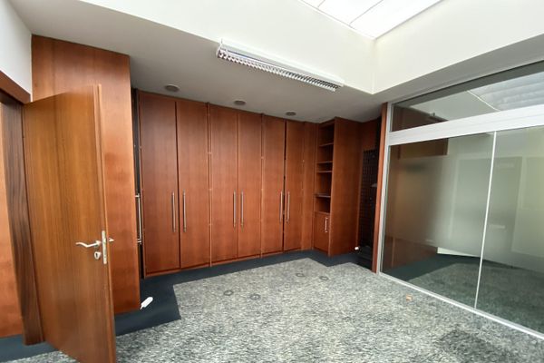 Gewerbliche Archiv- und Lagerflächen in Cadolzburg – 105 m² ab sofort, 40 m² möbliert ab Oktober