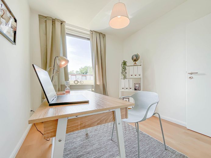 Family-friendly terraced house with terrace and garden in Hamburg-Schnelsen – Foto 8
