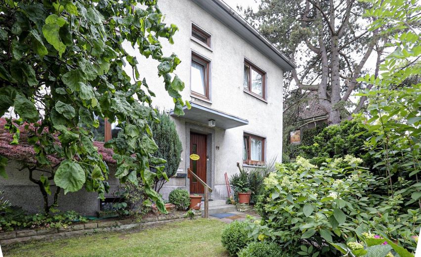 Casa a schiera trifamiliare in posizione tranquilla e verde di Hamburg–Heimfeld – Photo 1