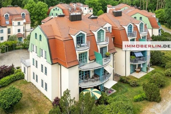 IMMOBERLIN.DE - شقة فاخرة قريبة من الشاطئ مع تراس في Precise Golf Resort am Scharmützelsee