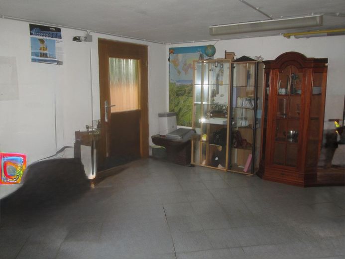 Two-family house – Hobbyraum Keller