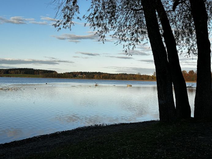 Modernes Einfamilienhaus mit freiem See- und Bergblick Nähe  Prien – Schafwaschener Bucht
