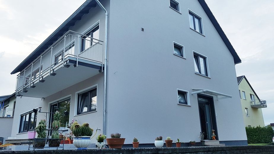 3-room top-floor apartment 100m² south side parking space garden cellar laundry room air conditioning – Foto 15