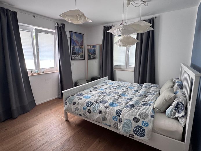Einzigartige Gartenwohnung in München – Schlafzimmer - Übersicht 3
