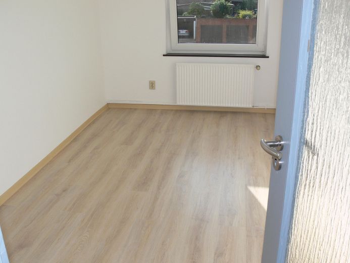 Zwei modernisierte Mehrfamilienhäuser mit 8 WE – Paket oder Einzelverkauf – Foto 5