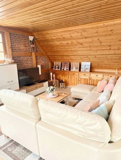 Mehrfamilienhaus mit 4 Wohnungen - Eigennutzung &amp; Kapitalanlage kombinierbar – Wohnzimmer 3