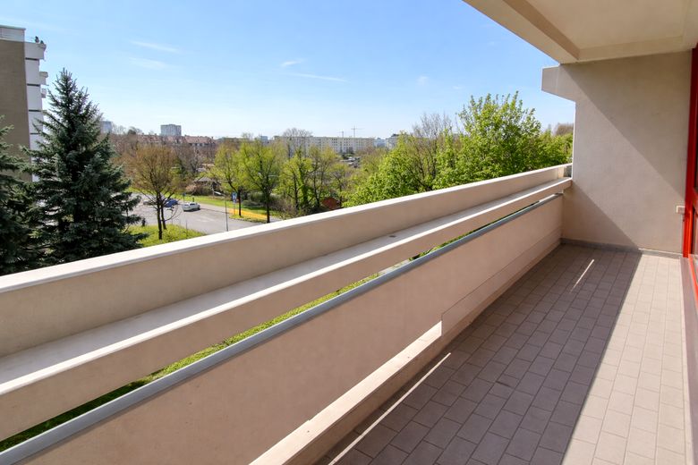 Bezugsfrei ab August: Direkt am Olympiapark – 3-Zimmer-Wohnung mit Südbalkon & TG in Schwabing-West – Großer Balkon