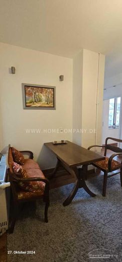 Große 3,5 Zi.-Altbauwhg., 2. OG, möbliert. Bad mit Wanne und Dusche, Balkon und kl. Garten zur gemeinschaftlichen Nutzung; Stellplatz vorhanden. – 710f7072d62befd39d0cd3b59c59d02a037d7a2c.jpg