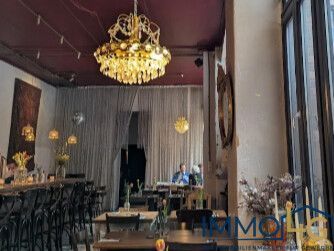 Kreuzberger Geheimtipp: Modernes Hinterhof-Restaurant mit urbanem Flair und Sonnenterrasse – Screenshot 2025-10-10 105659