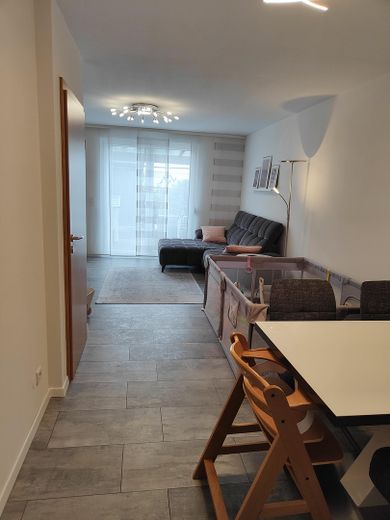 Wohnzimmer/Esszimmer