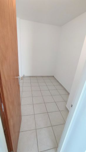 3 Zimmer Wohnung mit Gartenbenutzung – Abstellraum