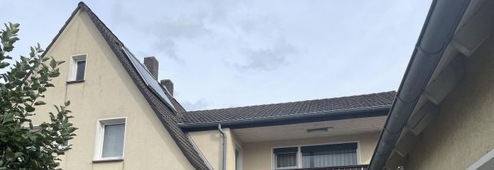 1-2 Familien Haus - Sep. Treppenhaus - 50 m² Garage - direkt in Rotenburg