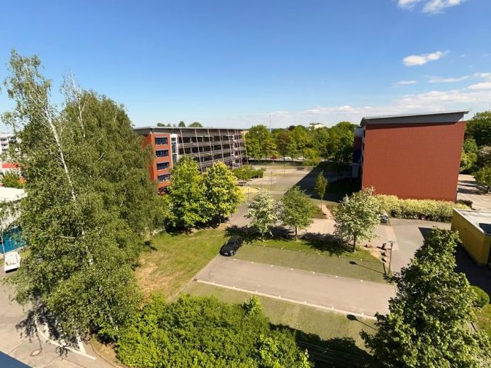 4-Zimmer-Familienwohnung mit Balkon – Foto 1