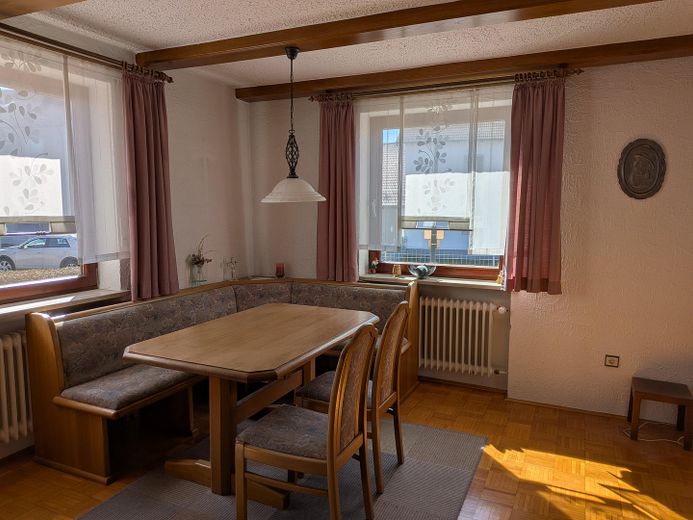 Zweifamilienhaus Schellenbach - selbstbestimmtes und preiswertes Leben auf dem Land – Esszimmer