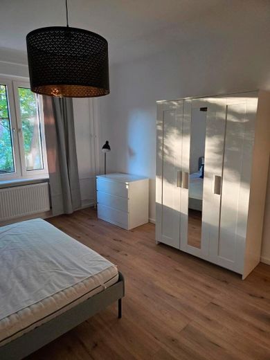 Zimmer 1