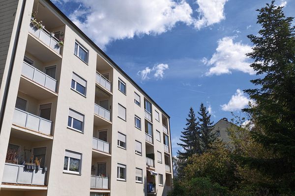 3 Zimmer Wohnung 2.OG