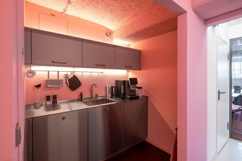 sweetMix – Private Büros im Zuckerspeicher (Kleinbüro, Einzelbüro, Doppelbüro, Co-Work) – Teeküche