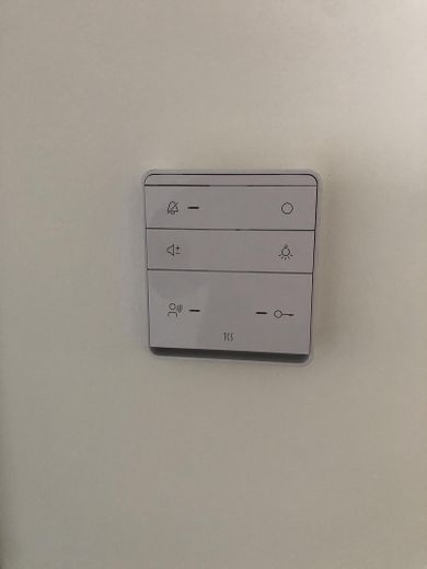 Stilvoll kernsaniertes Altbau-Loft – Gegensprechanlage