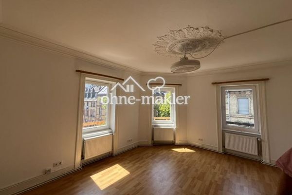 Encantadora vivienda de 4 habitaciones con cocina y baño y nueva cocina empotrada