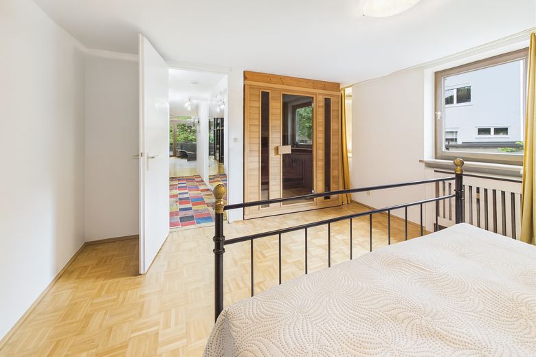 Schlafz. unten (KI-retusch.)