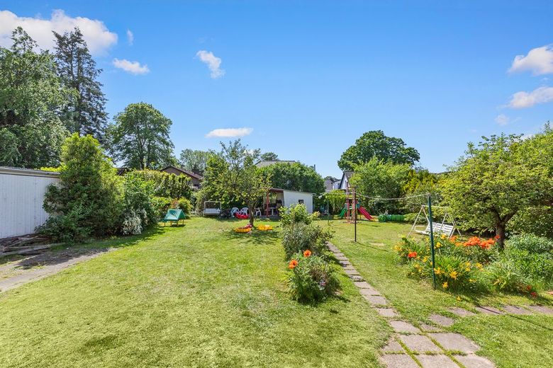 Einfamilienhaus mit Charme in traumhafter Anliegerstraße von Hamburg-Rahlstedt – Garten