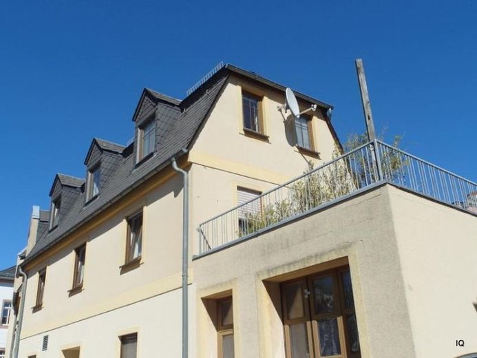 Geräumige Eigentumswohnung zur Eigennutzung gesucht? Stadthaus mit Dachterrasse gefunden! – Foto 1