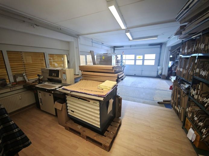 Attraktives Investment: Büro- und Lagerflächen mit konstanten Mieteinnahmen – Objekt 2 Versandlager