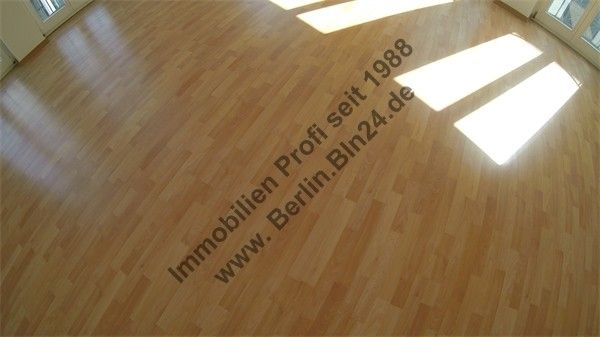 Wohnung mieten - - sanierte und günstige 2 Zimmer – G0012556