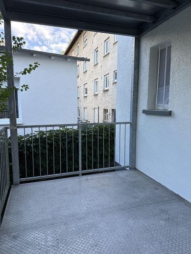 Bell'appartamento condiviso appena ristrutturato a Darmstadt-Mitte, con canone tutto incluso di 675€ per camera – Balkon 1/2
