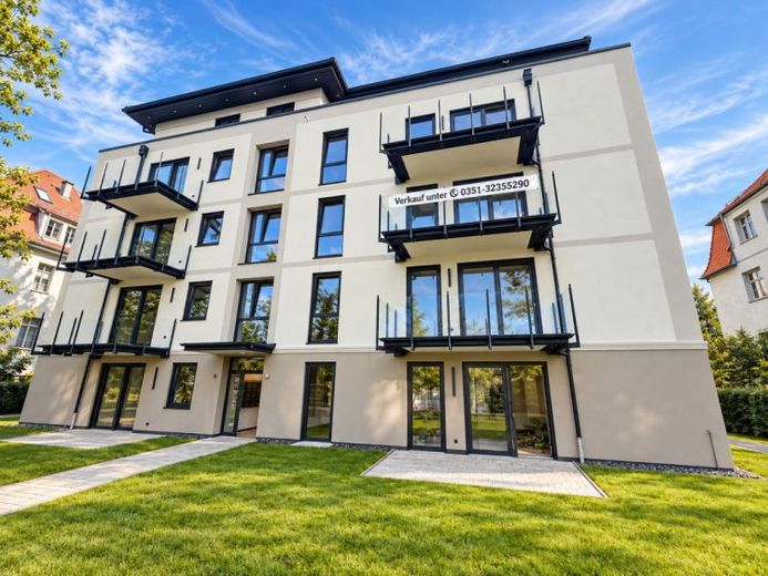 SCHÖNE 4-RAUM WOHNUNG IM 2. OBERGESCHOSS – Foto 1