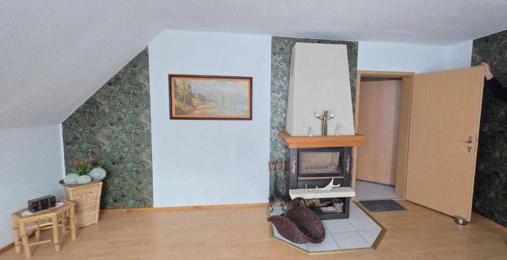 Haus mit Einliegerwohnung -sofort verfügbar- in 16278 Pinnow sucht neuen Besitzer – Kamin in Einliegerwohnung