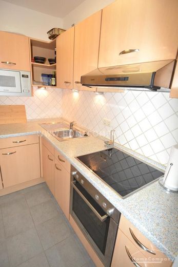 Zentral gelegene 1,5-Zimmer-Wohnung in Kiel-Wik, möbliert – e8d73fecdeed3324f99c2ce78914b734ee55a0a5.jpg
