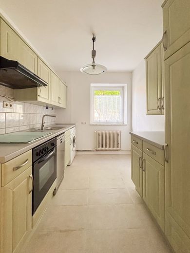 2-Zimmer-Wohnung Mainz-Oberstadt - Uni-Nähe, Balkon, geringes Hausgeld &amp; Entwicklungspotenzial – Küche