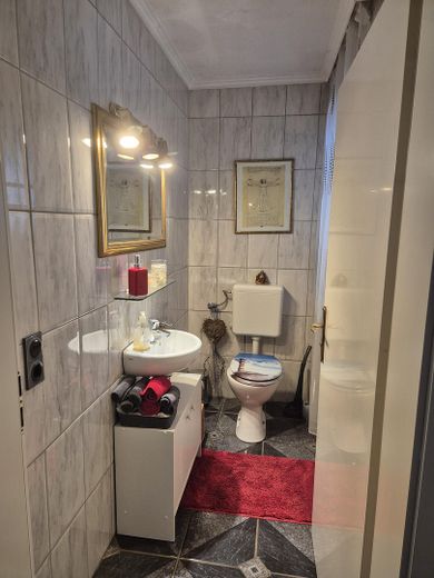 Gäste WC (EG)