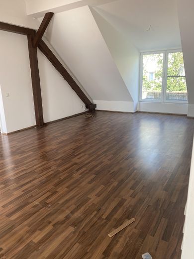 Bright 3-room apartment with roof terrace – Wohnbereich