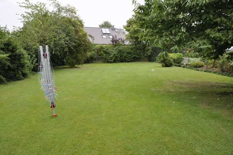 Modernes Zweifamilienhaus in Bredenbeck – Großer Garten
