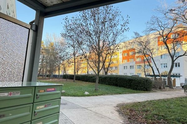 2-Raum-Wohnung mit Balkon ins Grüne