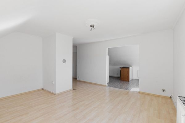 Gepflegte 2-Zimmer Wohnung mit EBK zentral in Idstein