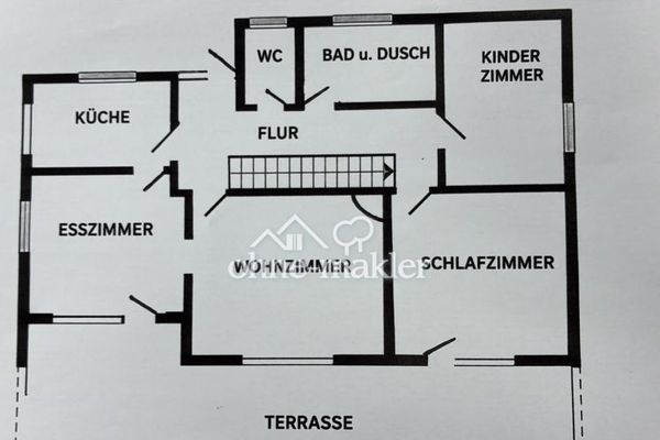 Spaziosa casa residenziale completamente ristrutturata ai margini del bosco a Elz/Malmeneich