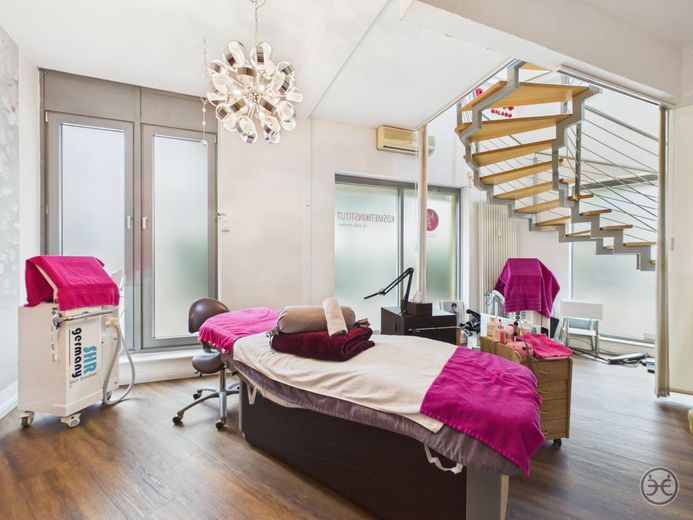 Gewerbefläche in bester Lage // Für Verkauf, Beauty &amp; Büro // City // Oldenburg – Eden-Ehbrecht-Immobilien_Vermietung_Gewerbe_Laden-Büro017