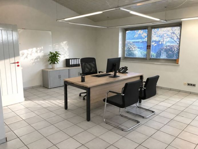 ***Arbeiten in ruhiger Lage: Moderne Büroeinheit mit Gartenzugang*** – Foto 1