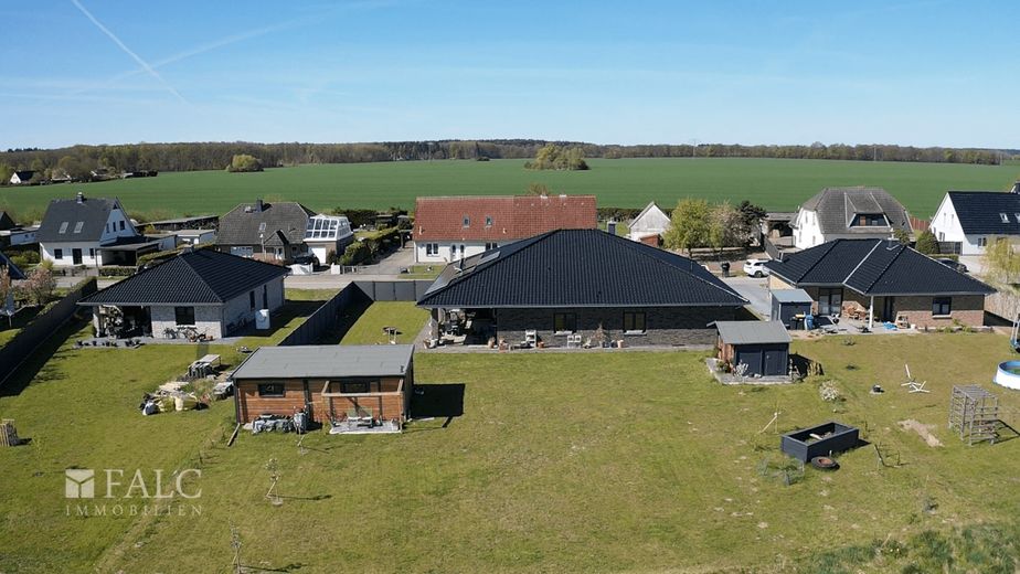 ***Absolut wymarzony dom z gigantycznym widokiem*** – Außenansicht