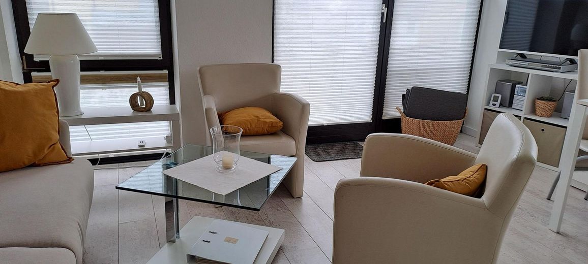 Von privat - 1ZI-Appartement Timmendorfer Strand in Top Lage – Wohnraum Zugang Balkon